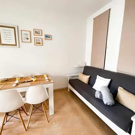 Rentaly Vacations Carihuela Apartment Torremolinos